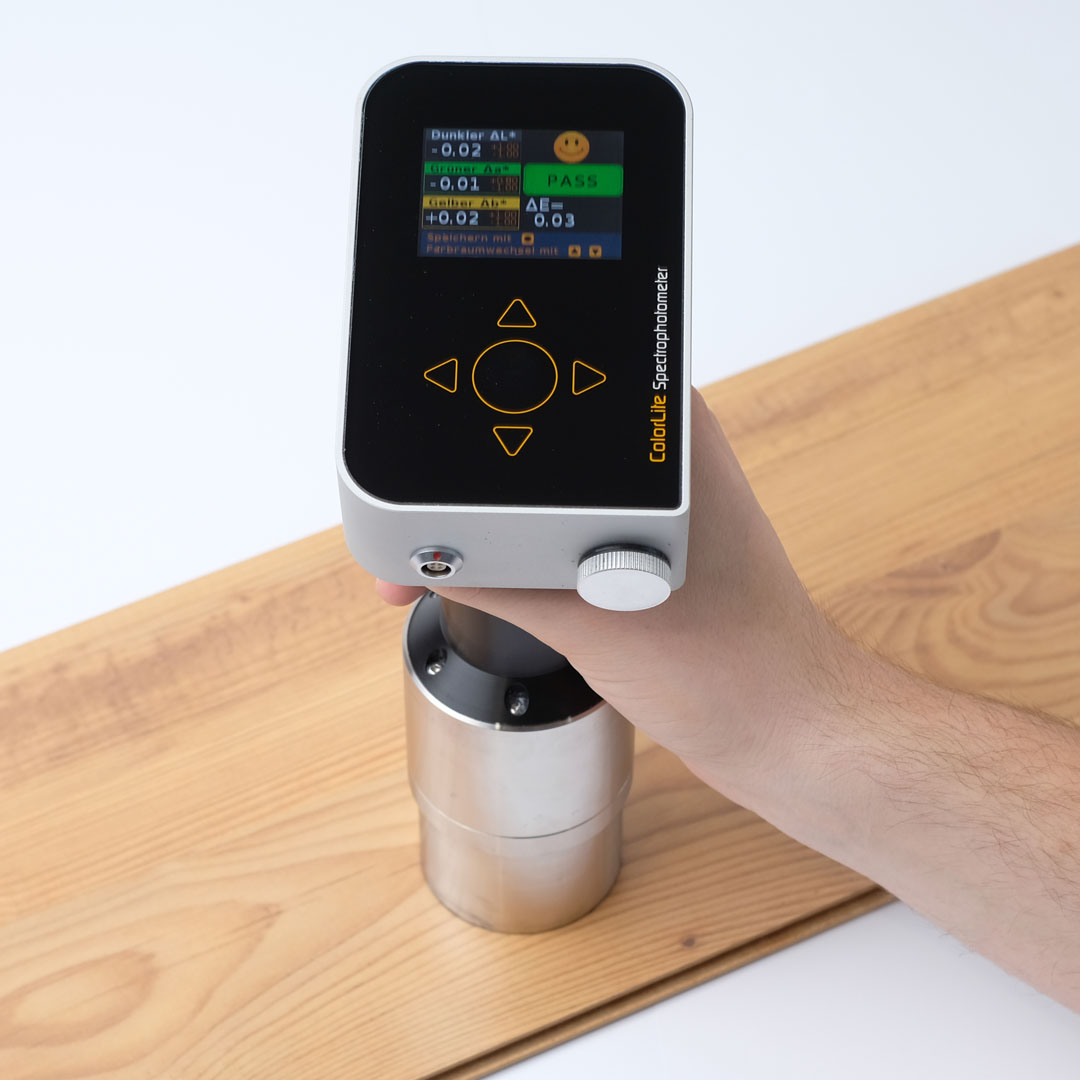 Spectrophotometer RG2 for colour measurement
