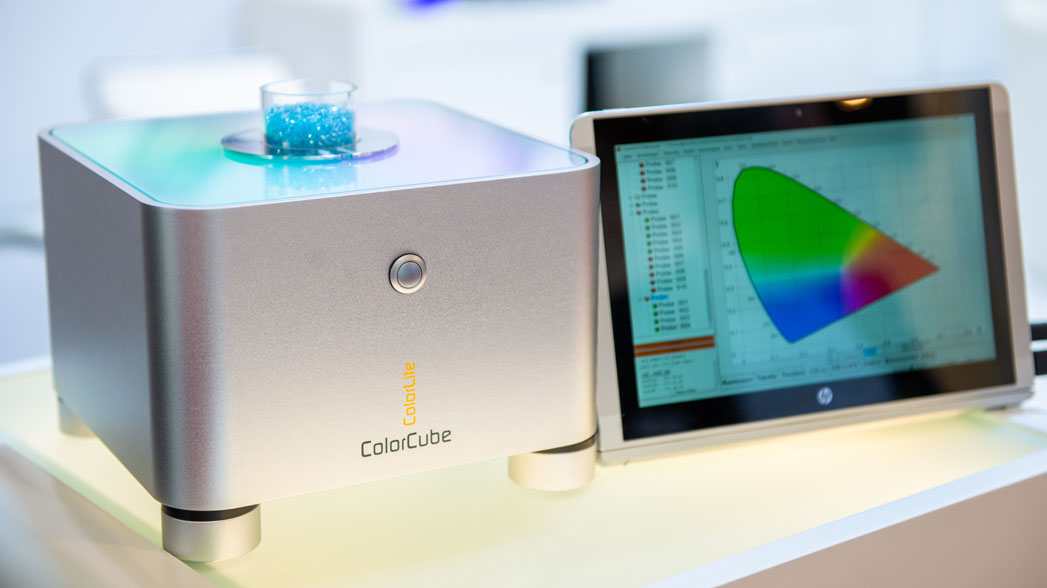 Spectrophotometer_Color_Cube